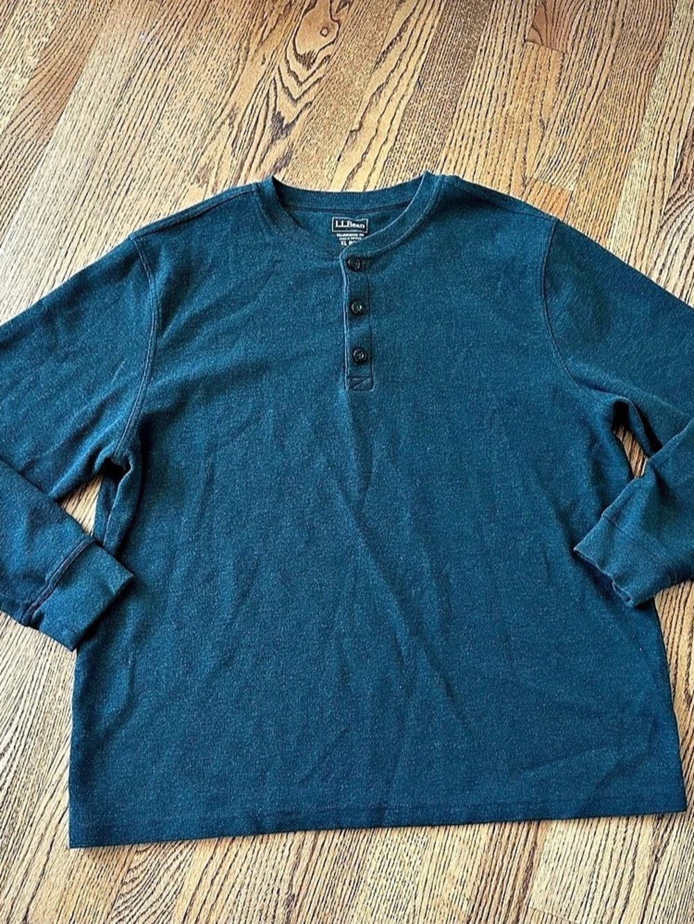 L.L.Bean Men's Unshrinkable Mini-Waffle Henley, Long-Sleeve Traditional Fit Gree